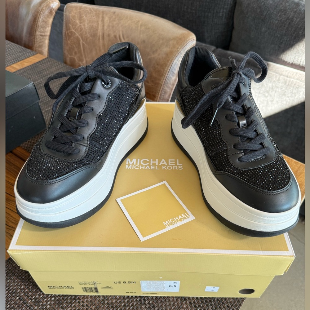 ⚜️MICHAEL KORS WOMEN’S HAYES EMBELLISHED PLATFORM SNEAKERS NEW IN BOX Size 8.5⚜️ - Picture 7 of 15